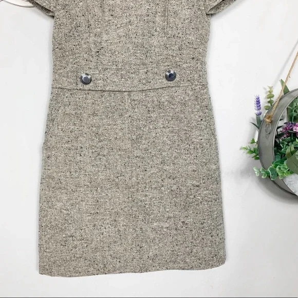 Elegant Gray Tweed Dress - Picture 8 of 10